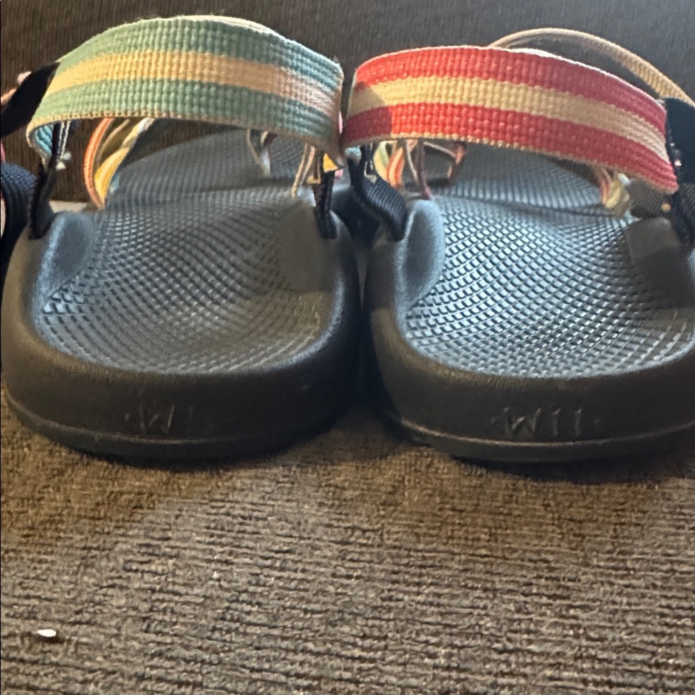 Chaco sandals - Picture 2 of 2